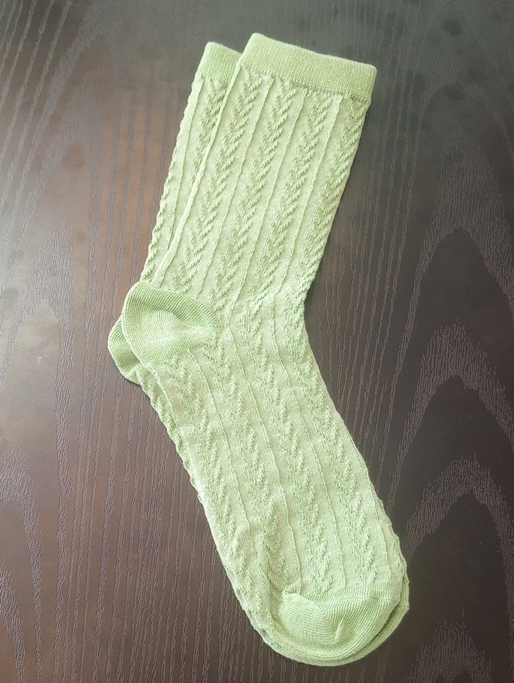 Green Cable Knit Crew Mid-calf Socks
